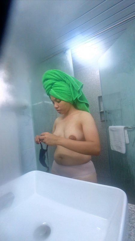 Ms Sunshine naked in shower 1