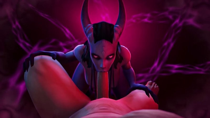 Страшная демоница делает глубокий минет